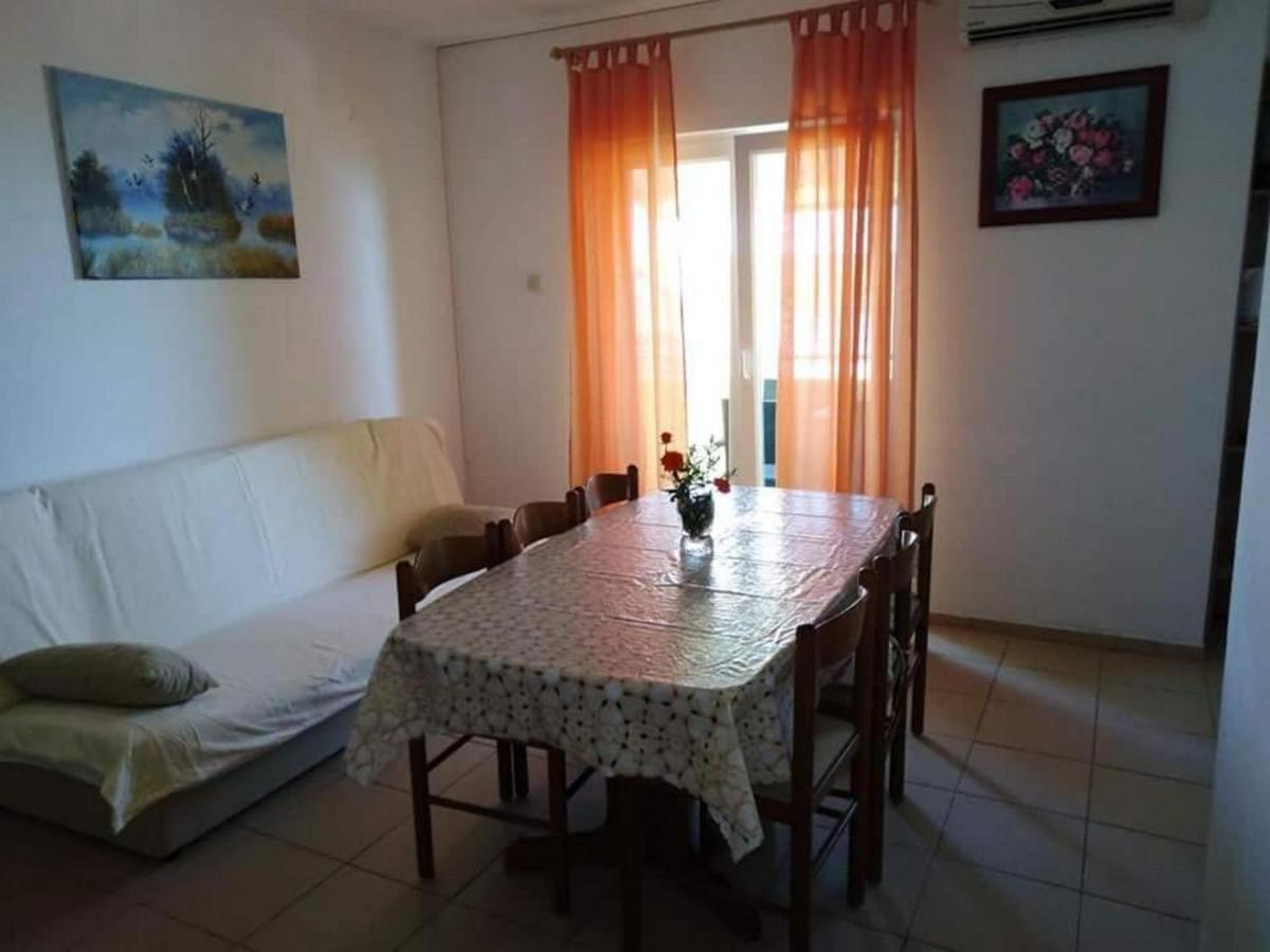 Apartments Miocic Razanac Exterior photo